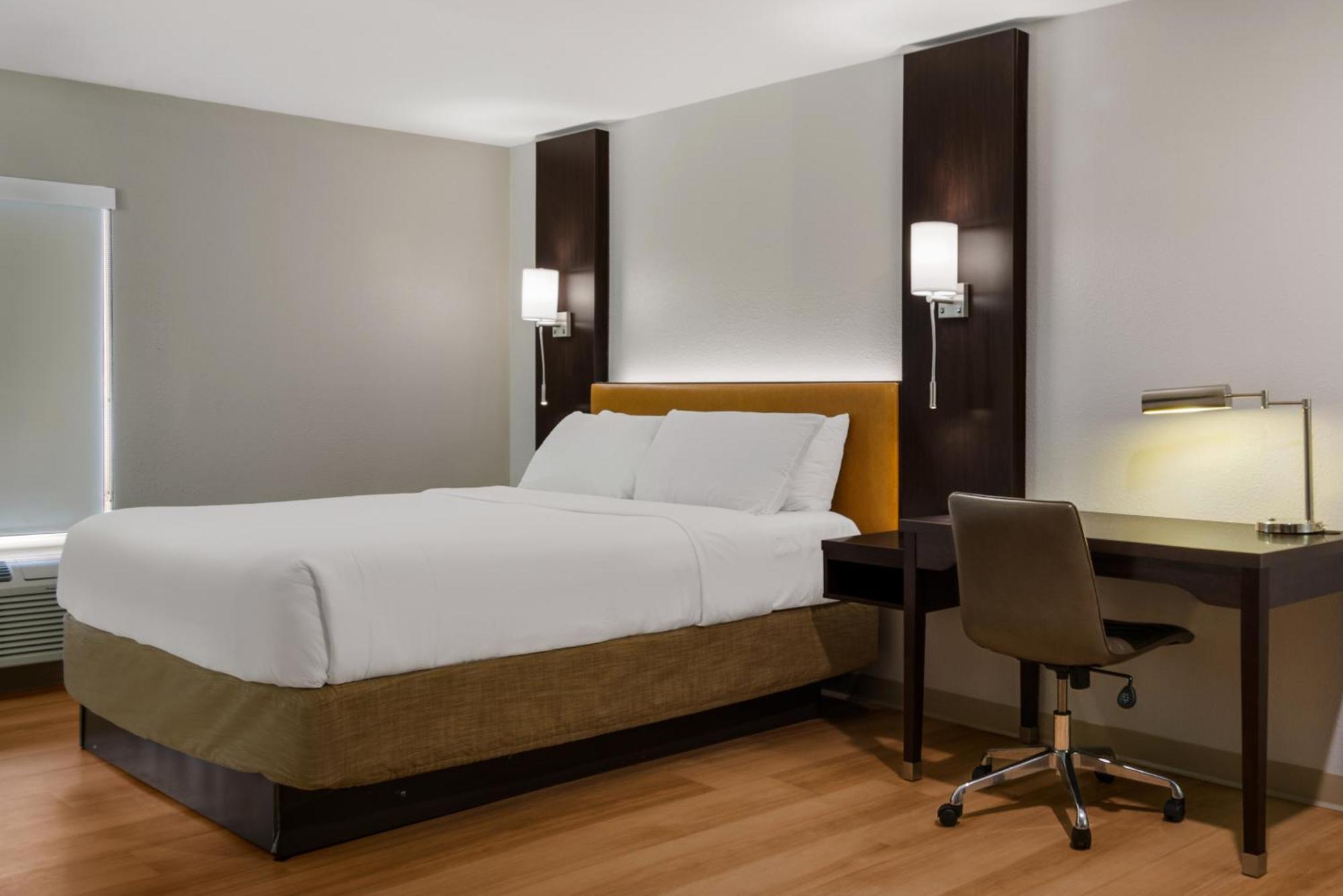 The Marco Hotel เลคชาร์ล ภายนอก รูปภาพ